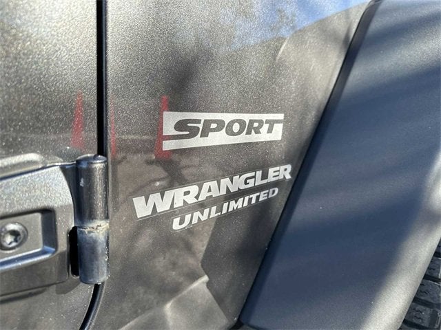 Jeep Wrangler Unlimited Sport 2017