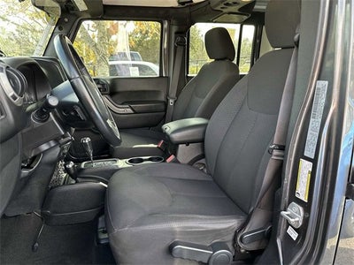 Jeep Wrangler Unlimited Sport 2017