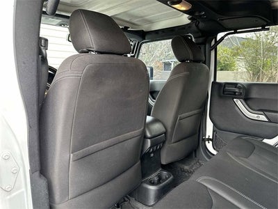 Jeep Wrangler Unlimited Sahara 2015