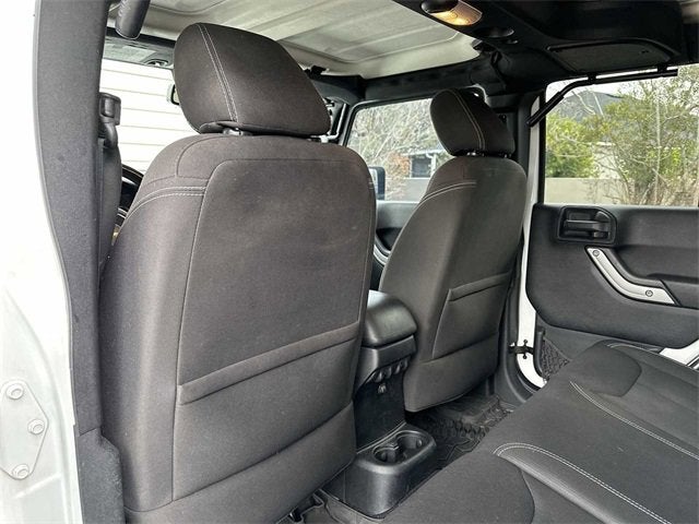 Jeep Wrangler Unlimited Sahara 2015