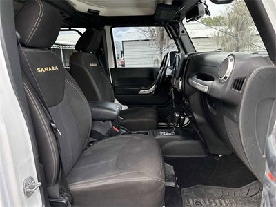 Jeep Wrangler Unlimited Sahara 2015