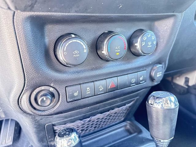 Jeep Wrangler Unlimited Chief Edition 4x4 de 2017