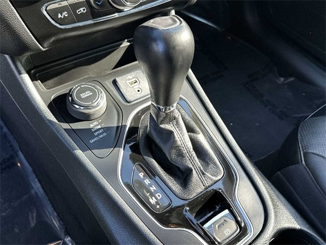 Jeep Cherokee Altitude Lux 2023