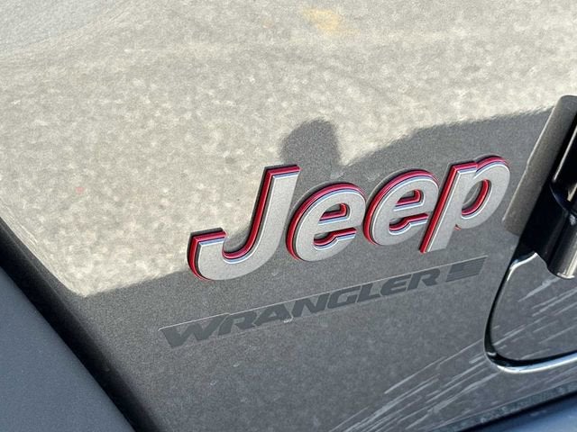 Jeep Wrangler Rubicon de 4 puertas y tracción 4x4, 2024