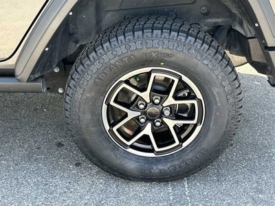 Jeep Wrangler Rubicon de 4 puertas y tracción 4x4, 2024