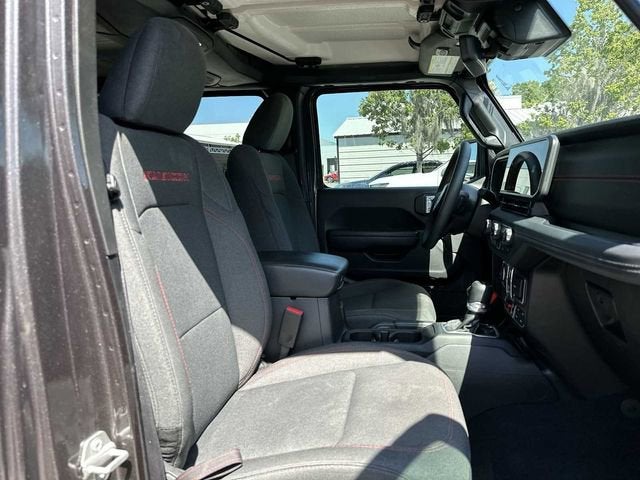 Jeep Wrangler Rubicon de 4 puertas y tracción 4x4, 2024