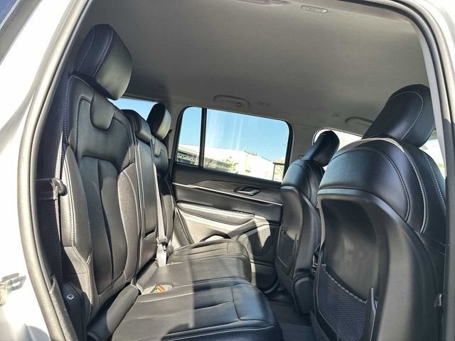 Jeep Grand Cherokee Limited 4x2 2023