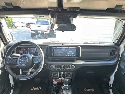 Jeep Gladiator Mojave 2024