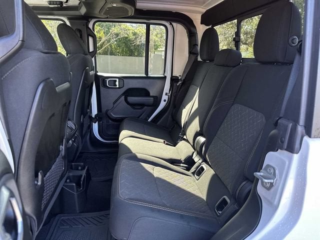 Jeep Gladiator Mojave 2024