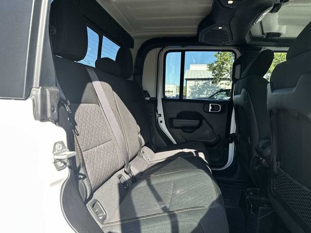 Jeep Gladiator Mojave 2024