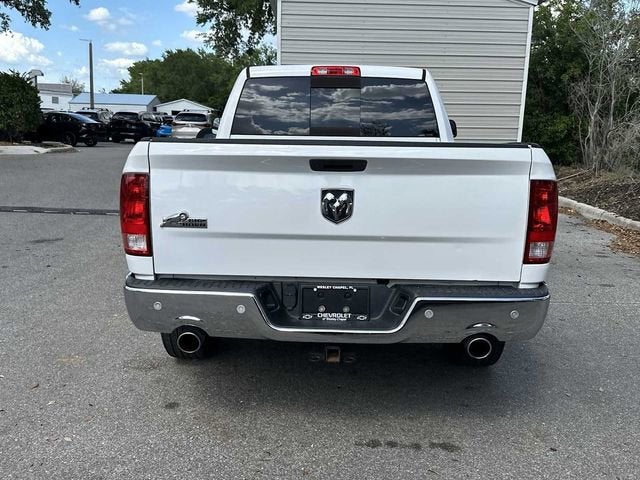 RAM 1500 Classic Big Horn de 2019, cabina doble, tracción 4x2, caja de 6'4"