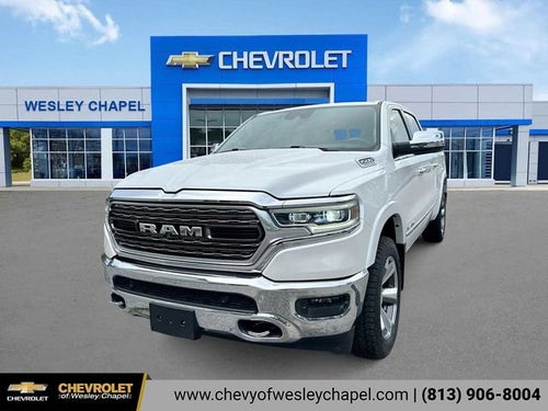 RAM 1500 Limited Crew Cab 4x2 de 2021 con caja de 5'7"