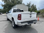 RAM 1500 Limited Crew Cab 4x2 de 2021 con caja de 5'7"