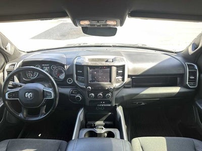 RAM 1500 Big Horn Crew Cab 4x2 de 2022 con caja de 1,93 m