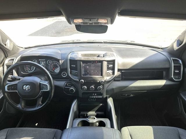 RAM 1500 Big Horn Crew Cab 4x2 de 2022 con caja de 1,93 m