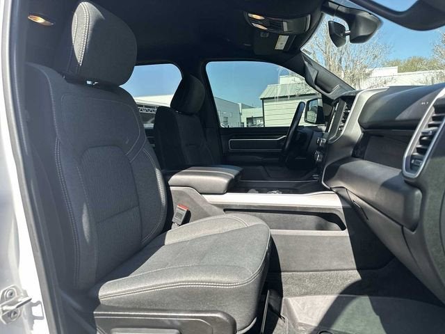 RAM 1500 Big Horn Crew Cab 4x2 de 2022 con caja de 1,93 m