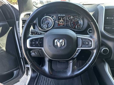 RAM 1500 Big Horn Crew Cab 4x2 de 2022 con caja de 1,93 m