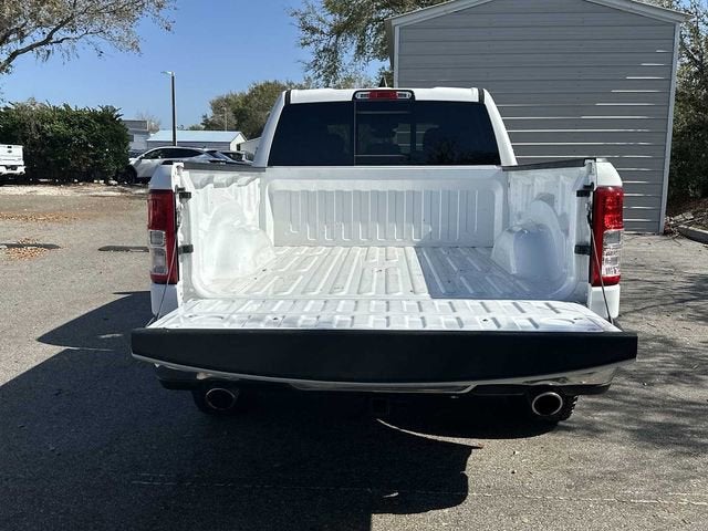 RAM 1500 Big Horn Crew Cab 4x2 de 2022 con caja de 1,93 m