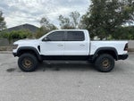 RAM 1500 TRX Crew Cab 4x4 de 2022 con caja de 5'7"