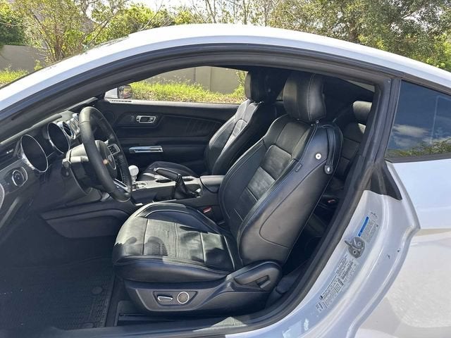 Ford Mustang GT Premium 2016