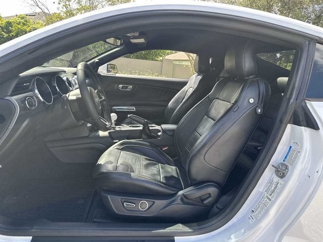 Ford Mustang GT Premium 2016