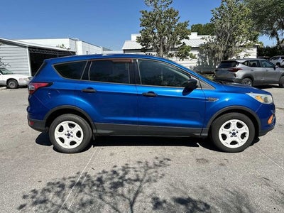 Ford Escape S 2017