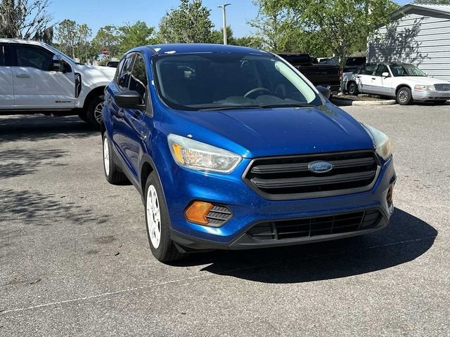 Ford Escape S 2017