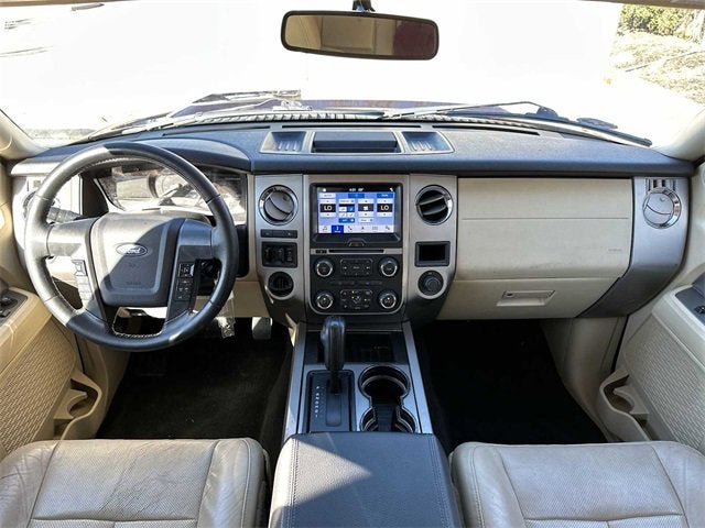 Ford Expedition EL XLT 2017