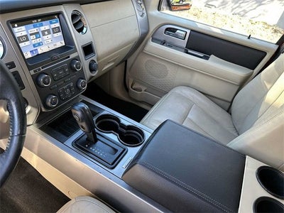 Ford Expedition EL XLT 2017