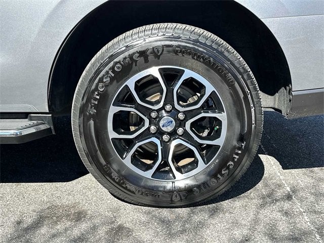 Ford Expedition XLT 2022