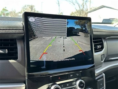 Ford Expedition XLT 2022