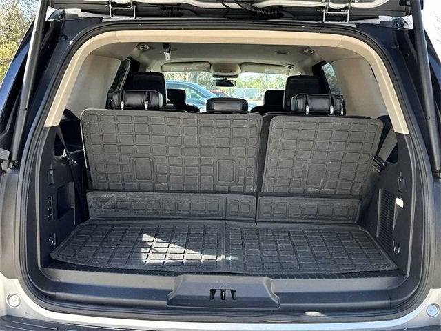 Ford Expedition XLT 2022