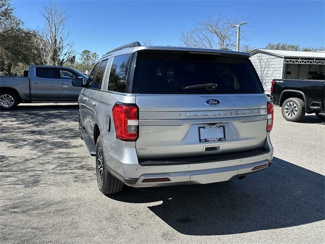 Ford Expedition XLT 2022