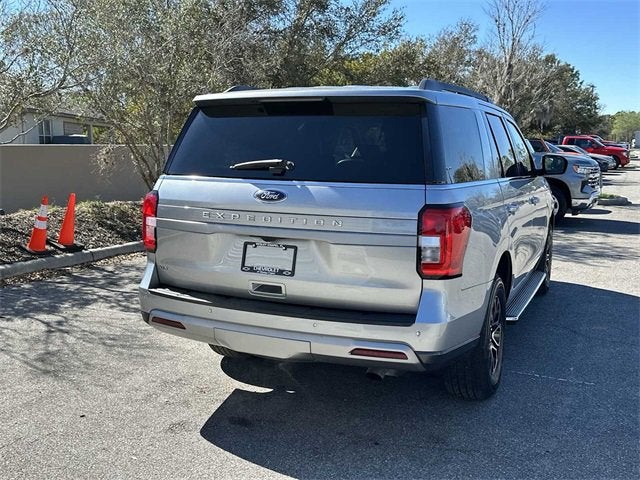 Ford Expedition XLT 2022