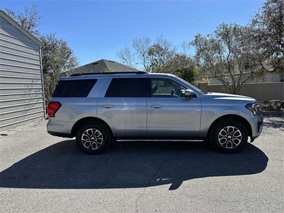 Ford Expedition XLT 2022