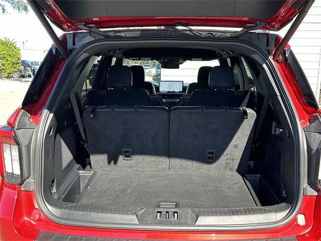 Ford Explorer ST 2025