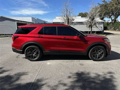 Ford Explorer ST 2025