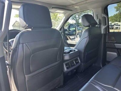 Ford F-250 LARIAT 2024