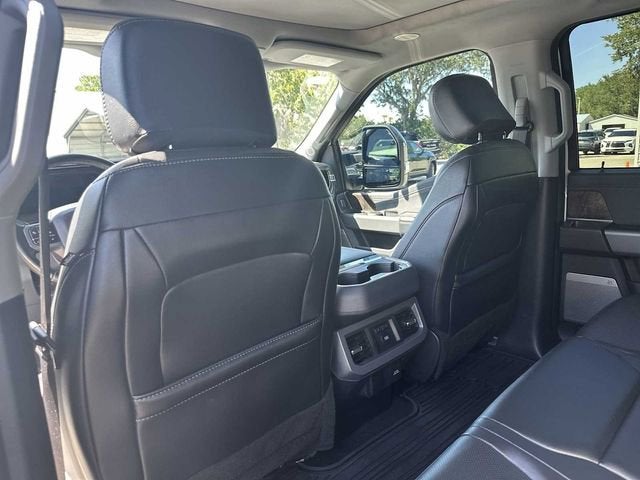 Ford F-250 LARIAT 2024
