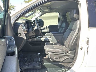 Ford F-250 LARIAT 2024