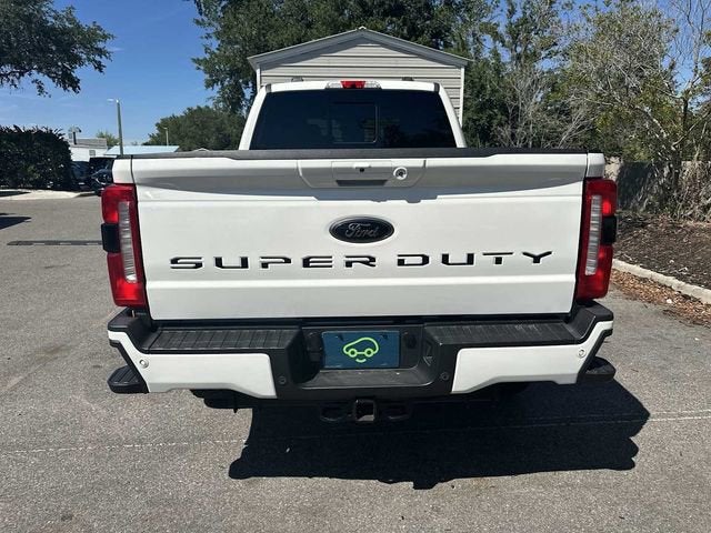 Ford F-250 LARIAT 2024