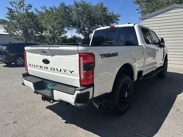 Ford F-250 LARIAT 2024