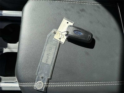 Ford Super Duty F-250 SRW Lariat 2024