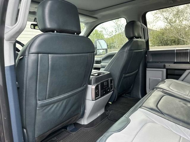 Ford F-450 Limited 2022