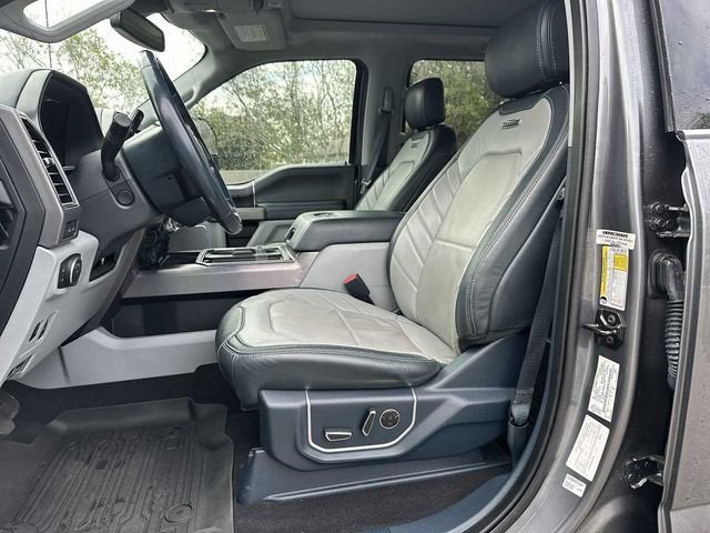 Ford F-450 Limited 2022