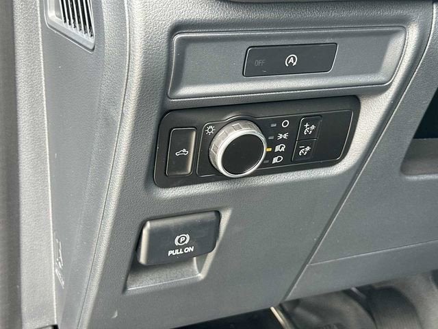 Ford F-150 XL 2025
