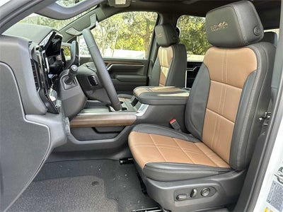 Chevrolet Silverado 3500 HD High Country DRW 2026