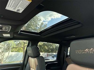 Chevrolet Silverado 3500 HD High Country DRW 2026