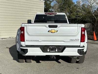 Chevrolet Silverado 3500 HD High Country DRW 2026
