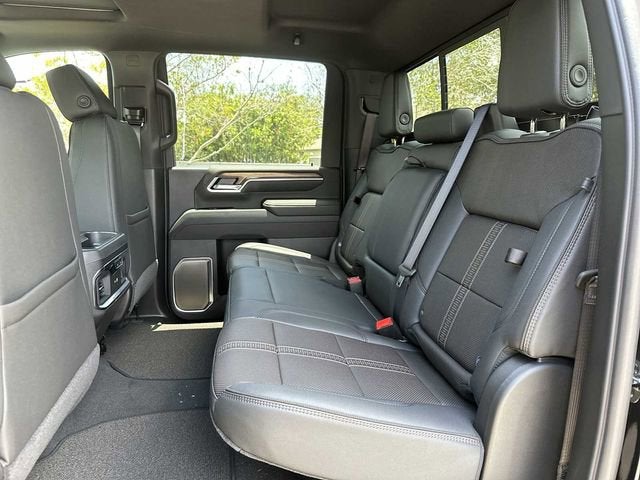 Chevrolet Silverado 3500 HD High Country DRW 2026
